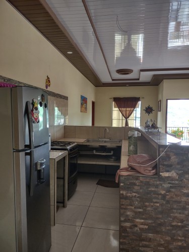 09.jpg living room 2